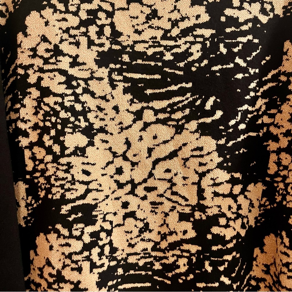 🆕 gold metallic & black abstract animal print sweater with rhinestone neckline - Picture 12 of 13